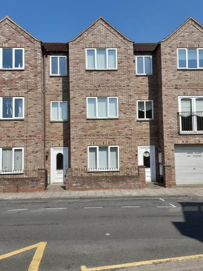 Church House Gainsborough Exterior photo